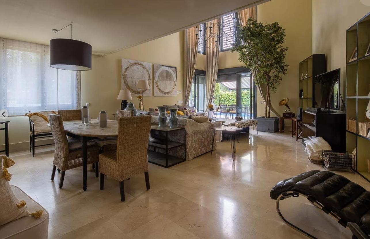 Space In The Villa With Poll Near Golf In Мадрид Екстер'єр фото